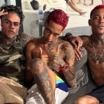 Com rumores de término, Oruam posa com MC Cabelinho e Poze: “Não tem mulher aqui, não”